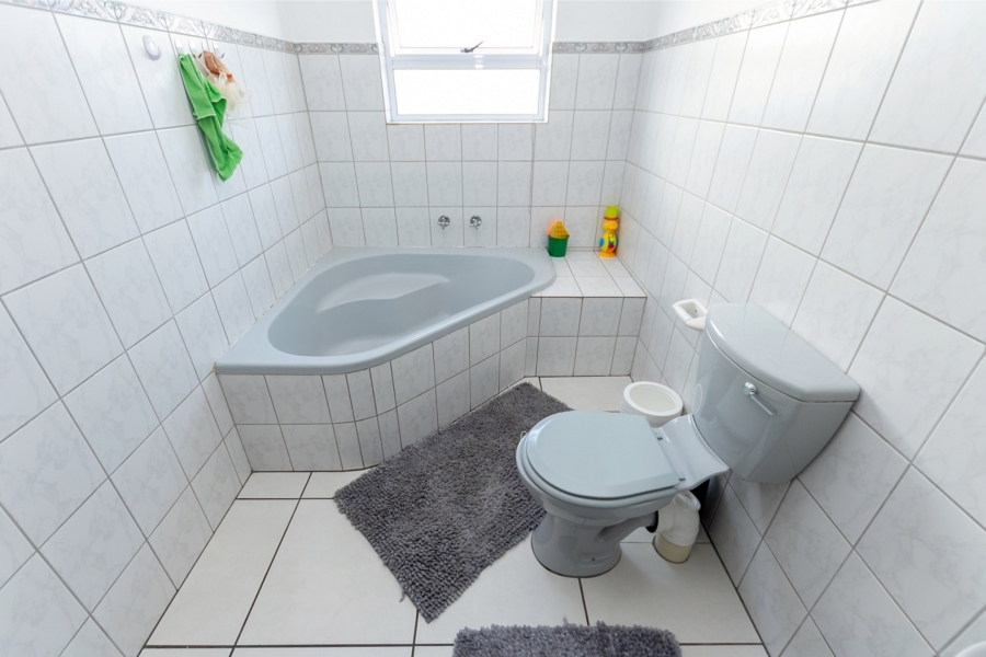 3 Bedroom Property for Sale in Laaiplek Western Cape